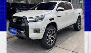 Toyota Hilux 2.8 CD 4X4 TA DIESEL 2023