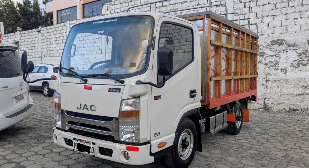 JAC 1035 2023 Ambato