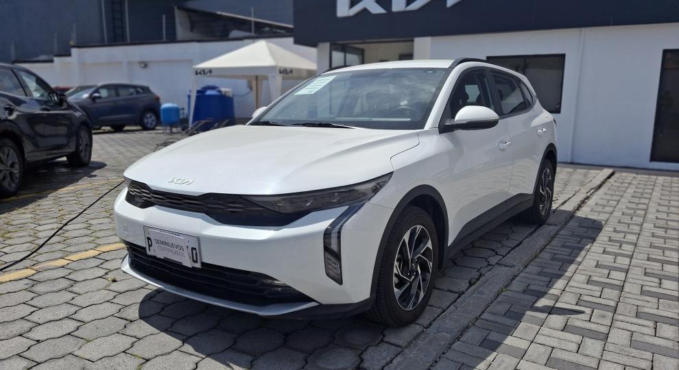 Kia K3 CROSS 2025 Quito