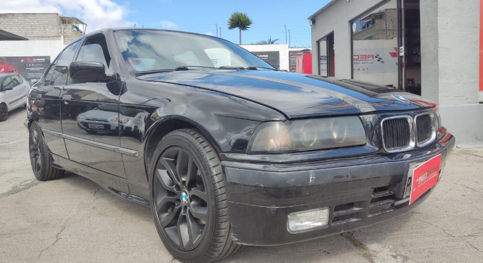 BMW 325i 1993 Quito