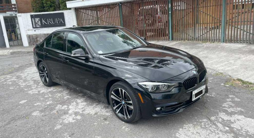 BMW 330xi 2018 Quito