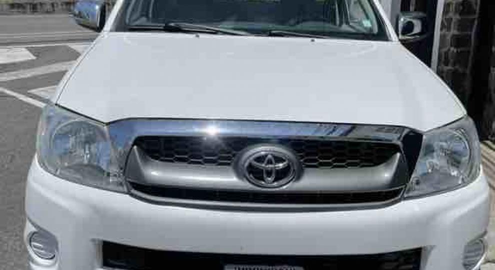 Toyota Hilux CS 4x2 2010 Quito