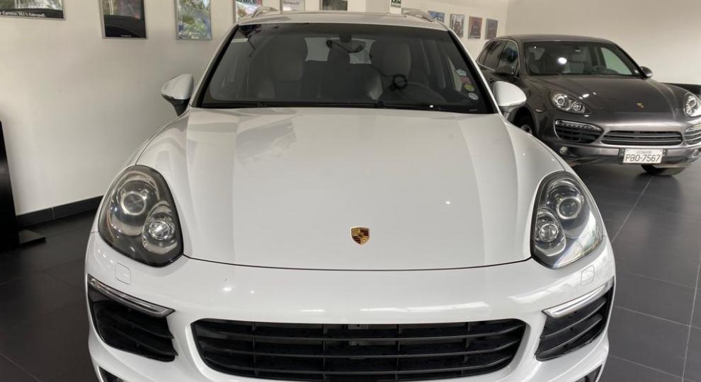 Porsche Cayenne S Hybrid 2015 Quito