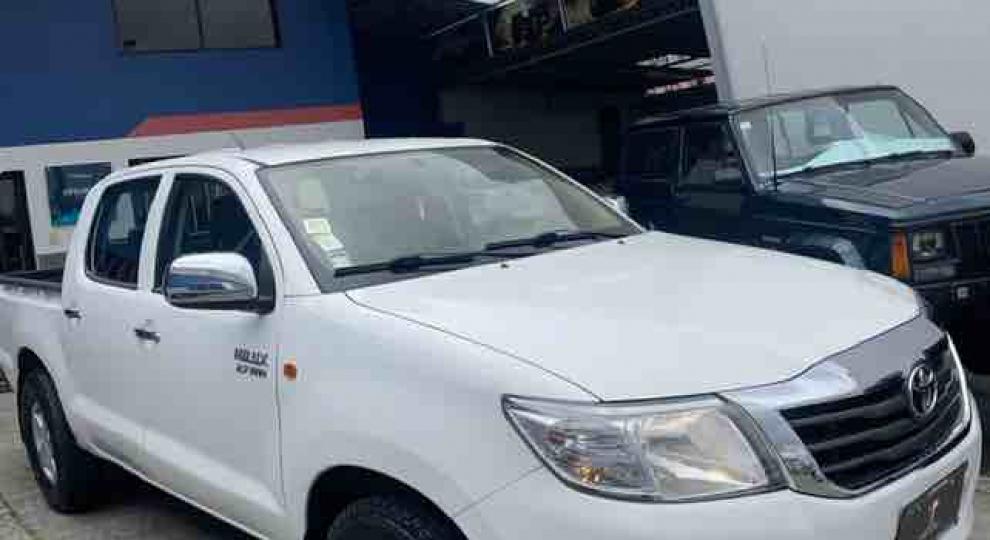 Toyota Hilux CD 4x2 2013 Cuenca
