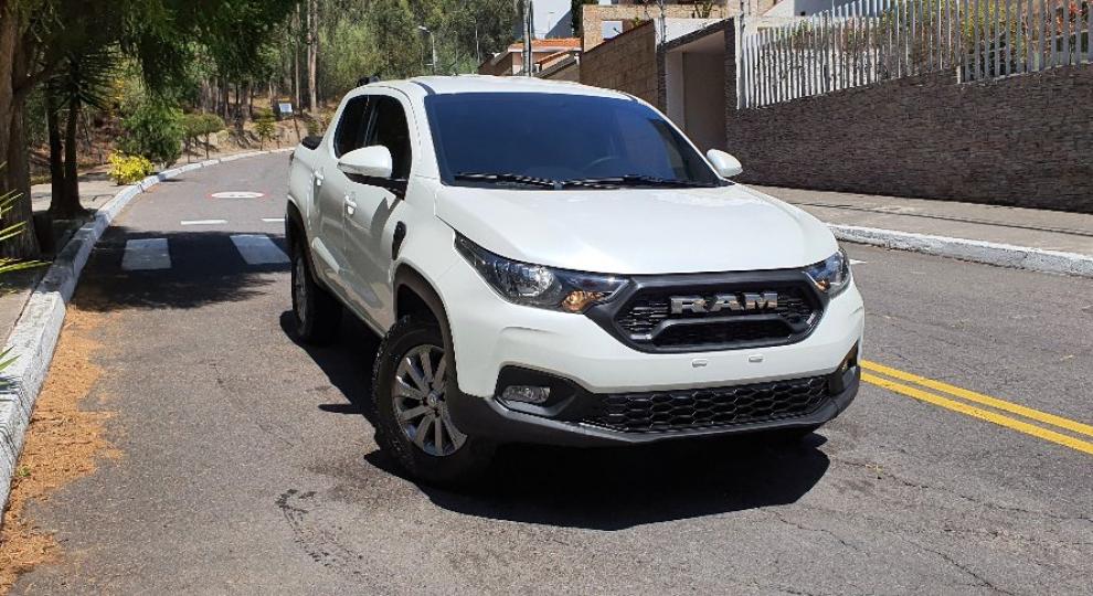 Ram 700 LARAMIE 2023 Quito