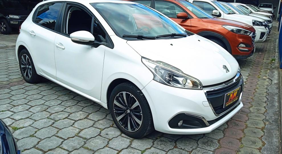 Peugeot 208 2021 Quito