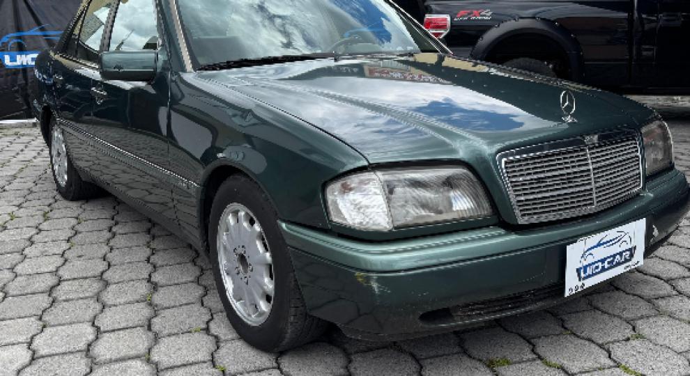 Mercedes Benz C220 1994 Quito