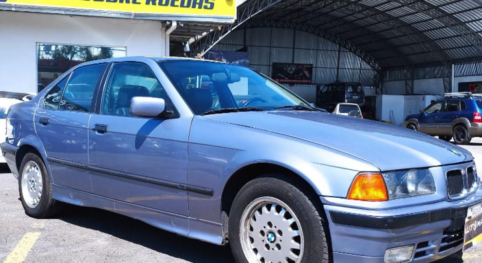 BMW 325i 1994 Quito