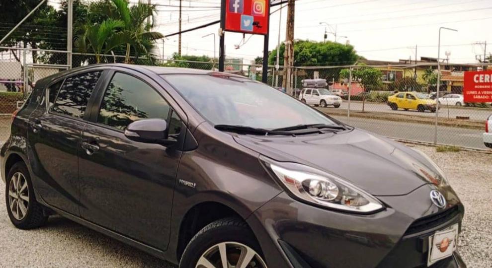 Toyota Prius C Sport 2020 Guayaquil