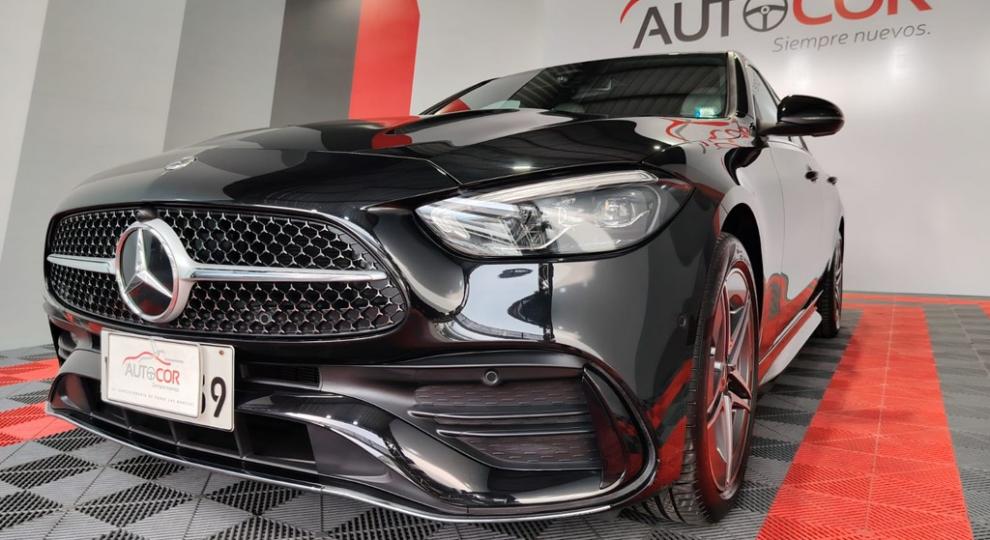 Mercedes Benz C300 AMG LINE 2023 Quito