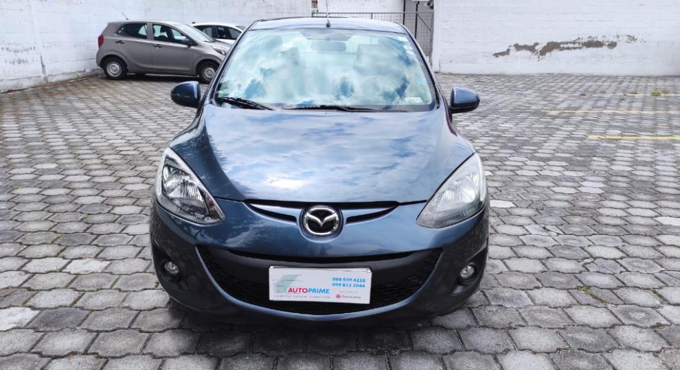 Mazda 2 2011 Quito
