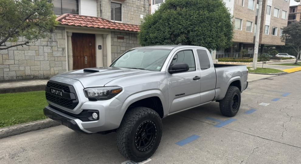 Toyota Tacoma 2017 Cuenca