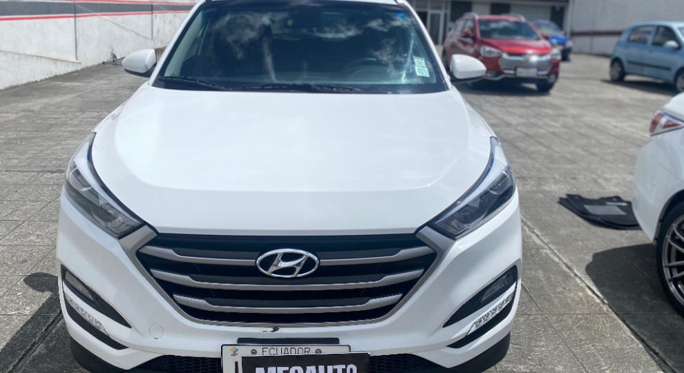 Hyundai TUCSON TL 2018 Loja