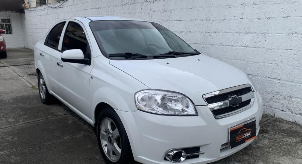 Chevrolet Aveo Emotion GLS 2013 Cuenca