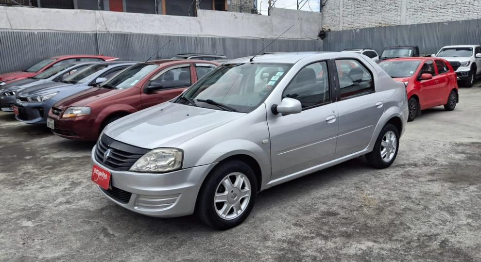 Renault Logan 2014 Quito