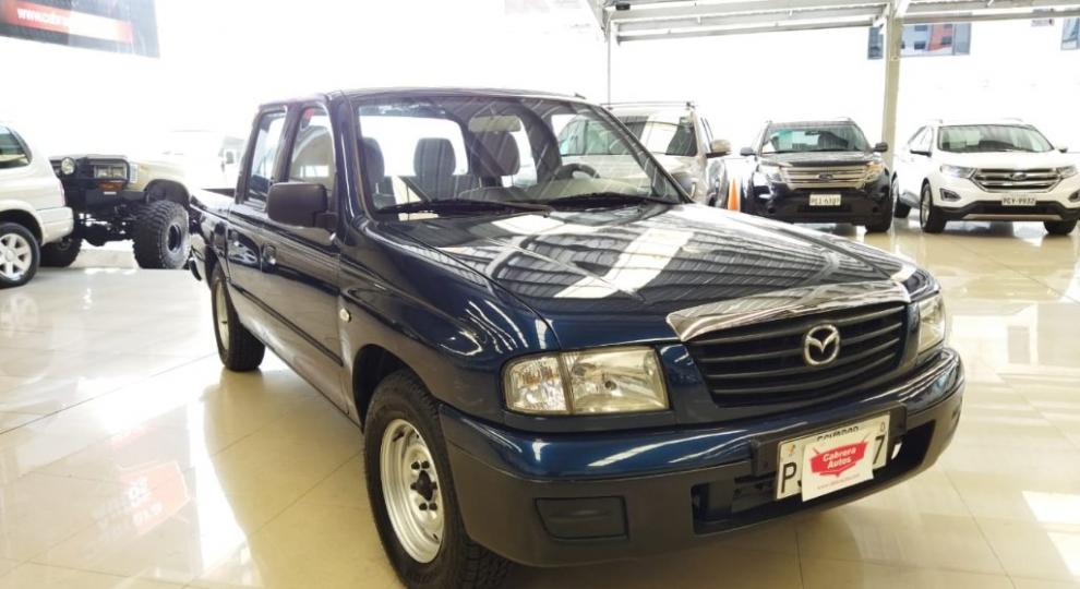 Mazda B2200 CD 2005 Quito