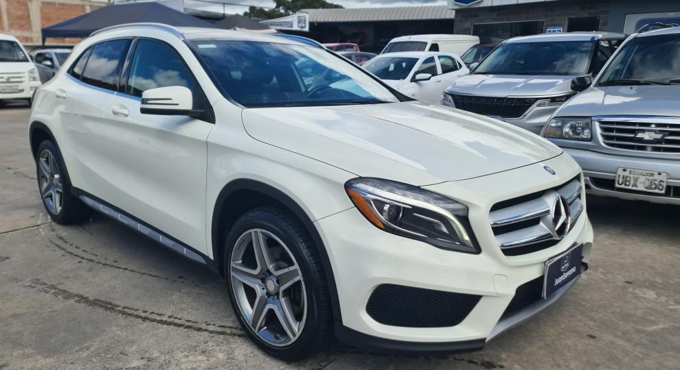 Mercedes Benz GLA 250 4 MATIC 2015 Cuenca