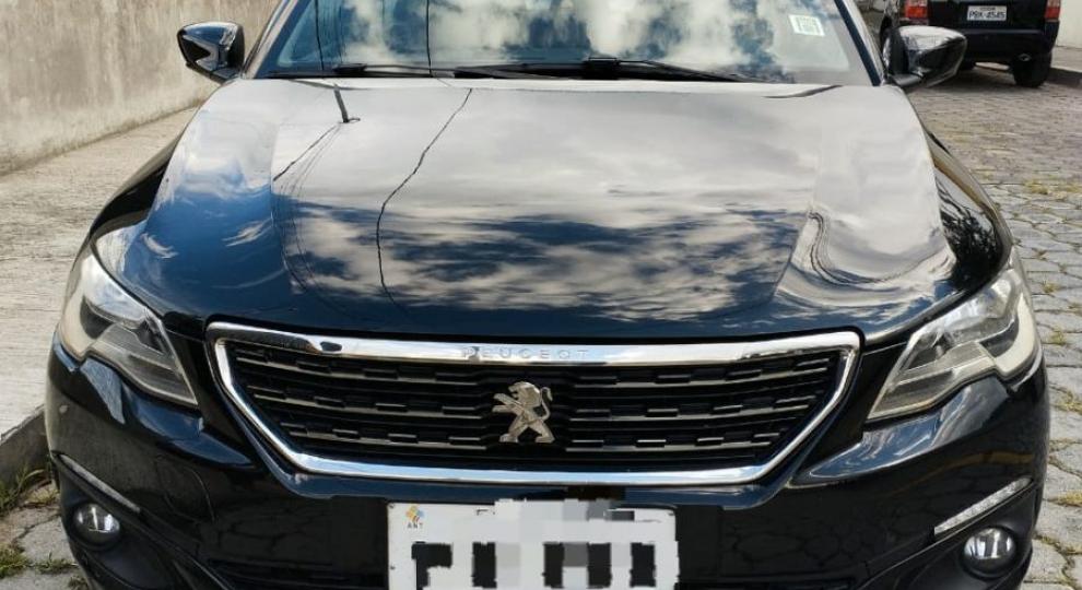 Peugeot 301 2018 Sangolqui