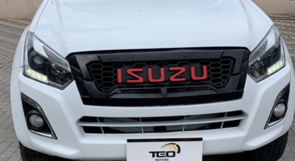 Chevrolet D-MAX CRDI FULL AC 3.0 CD 4X4 2019 Cuenca