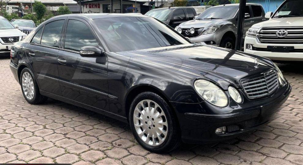 Mercedes Benz E500 2003 Quito