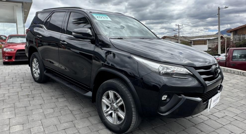 Toyota Fortuner 4.0 2019 Cuenca