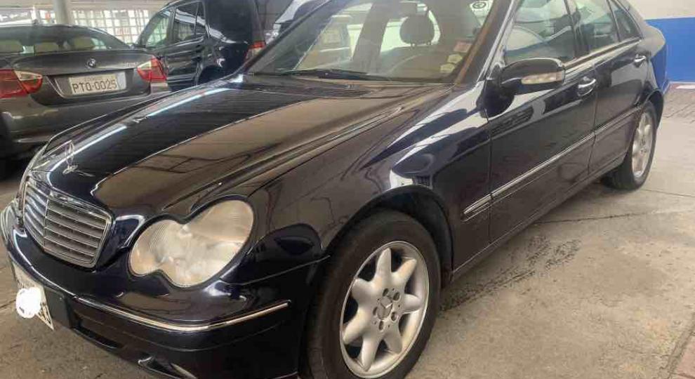 Mercedes Benz C240 2002 Quito