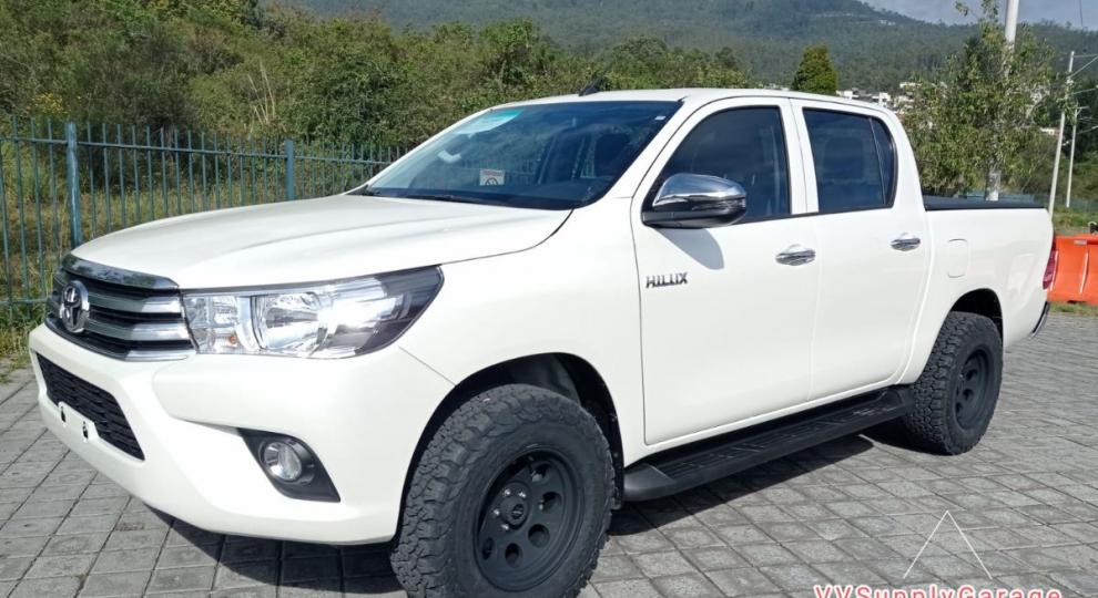 Toyota Hilux CD 4x2 2023 Quito