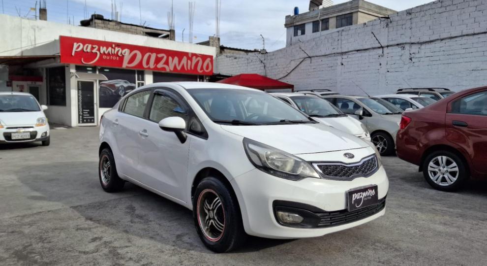 Kia Rio R 2014 Quito
