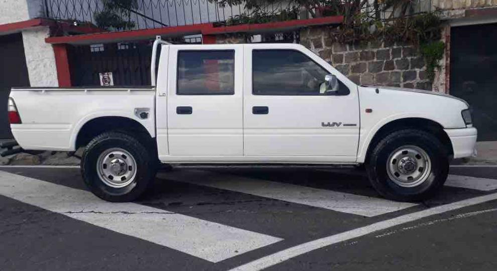 Chevrolet LUV V6 CD 2002 Quito