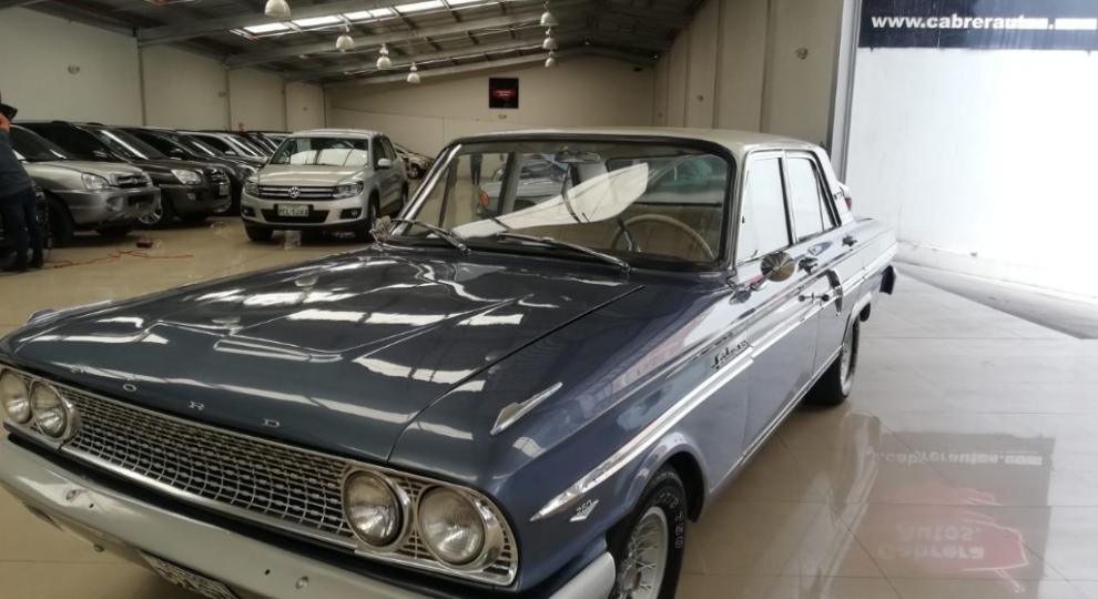 Ford Fairlane 1964 Quito
