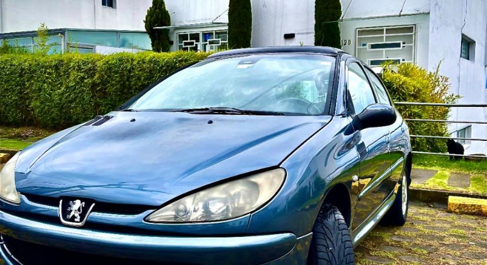 Peugeot BERLINA 206 XT 5P 2007 Quito