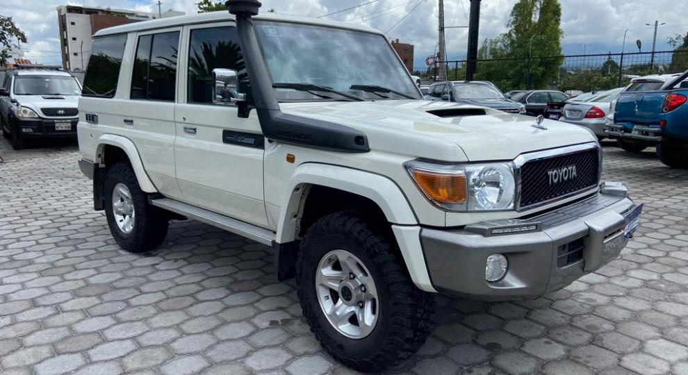 Toyota Land cruiser 76 wagon 2018 Quito
