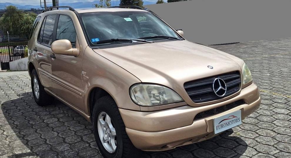 Mercedes Benz ML 320 2001 Quito