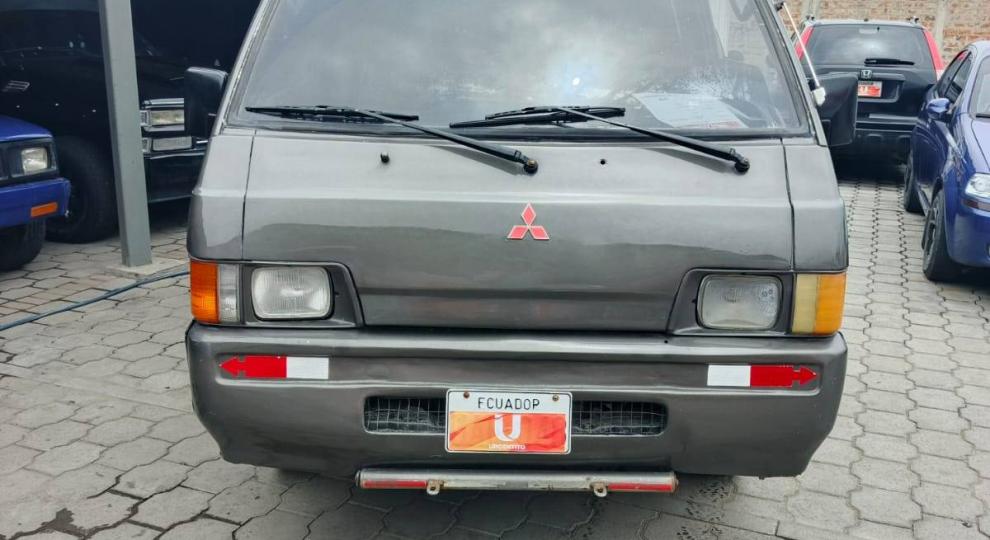 Mitsubishi L300 1993 Manta