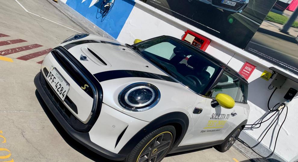 Mini COOPER SE HATCH 2024 Quito
