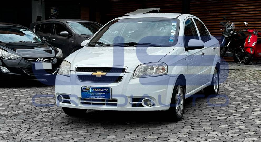 Chevrolet Aveo Emotion GLS 2011 Cuenca