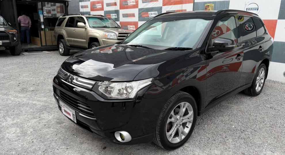 Mitsubishi Outlander 2014 Quito