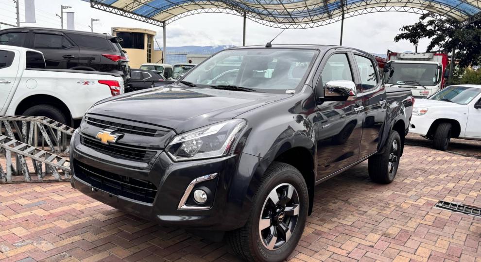 Chevrolet D-MAX PREMIER 2025 Ambato