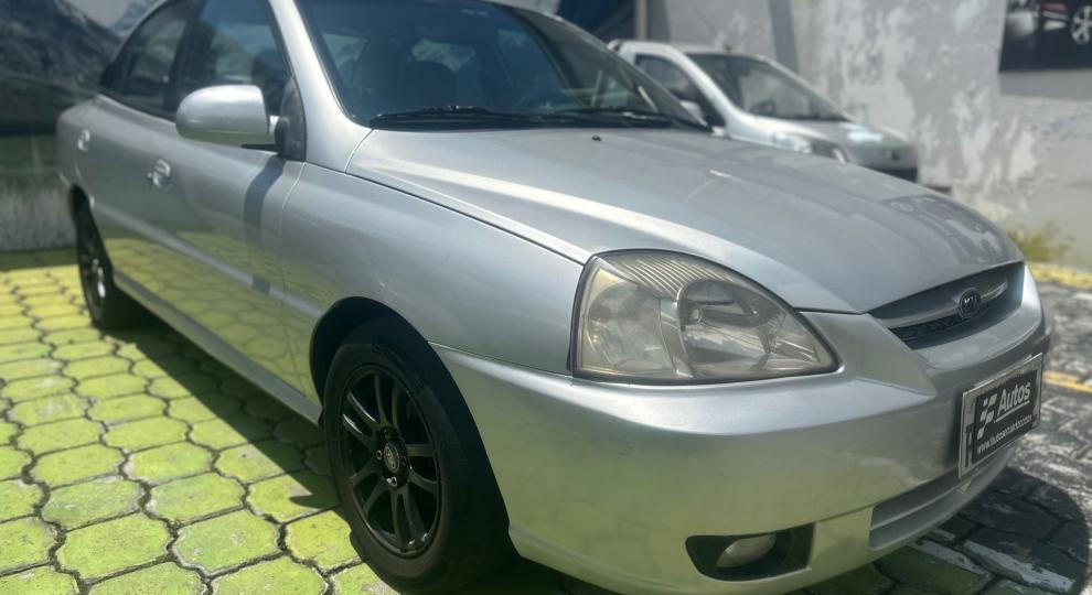 Kia Rio Stylus 2013 Quito