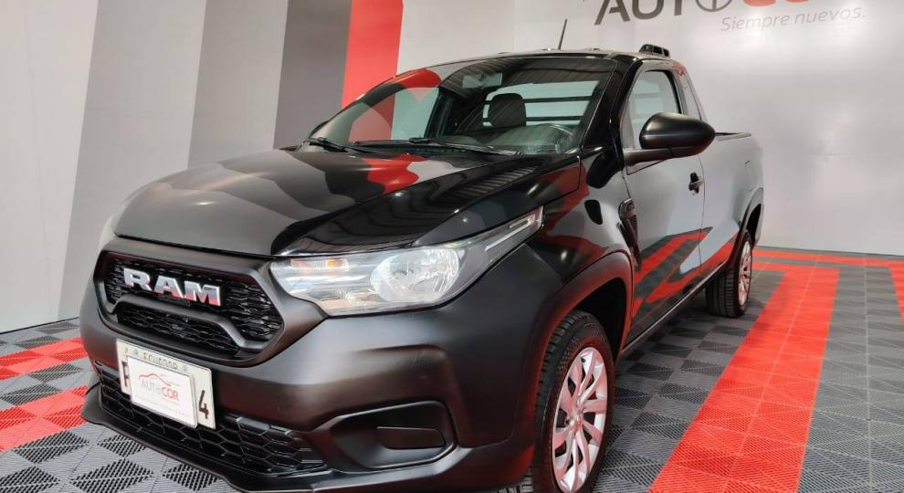 Ram 700 LARAMIE 2023 Quito