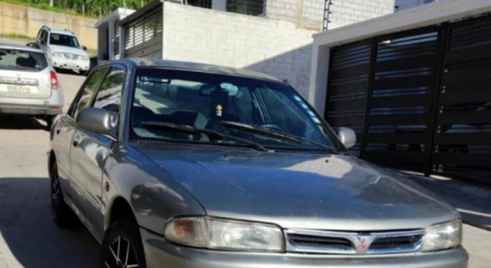 Mitsubishi Lancer 1995 Cumbayá