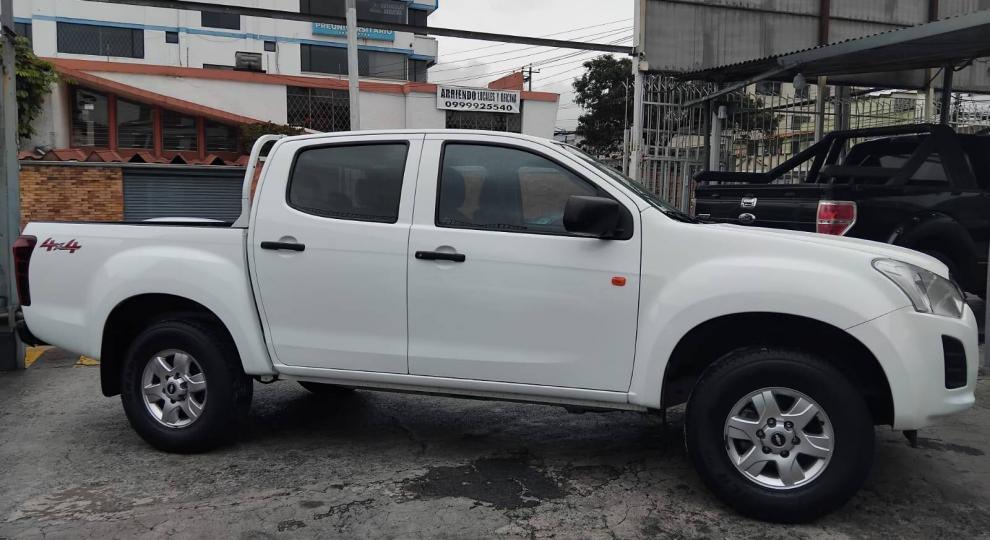 Chevrolet D-max Crdi 2.5 CD 4x4 TM Diesel 2021 Quito
