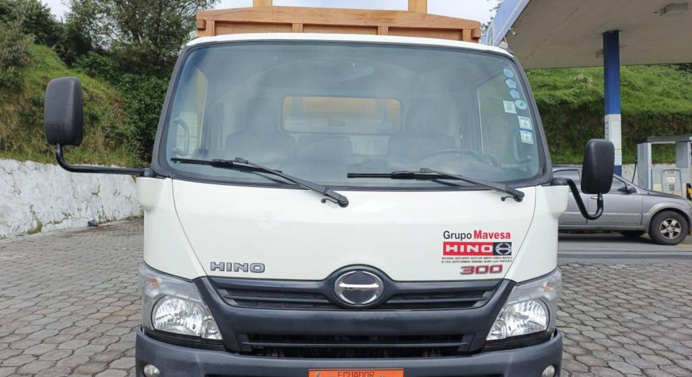 Hino DUTRO 716 2019 Quito