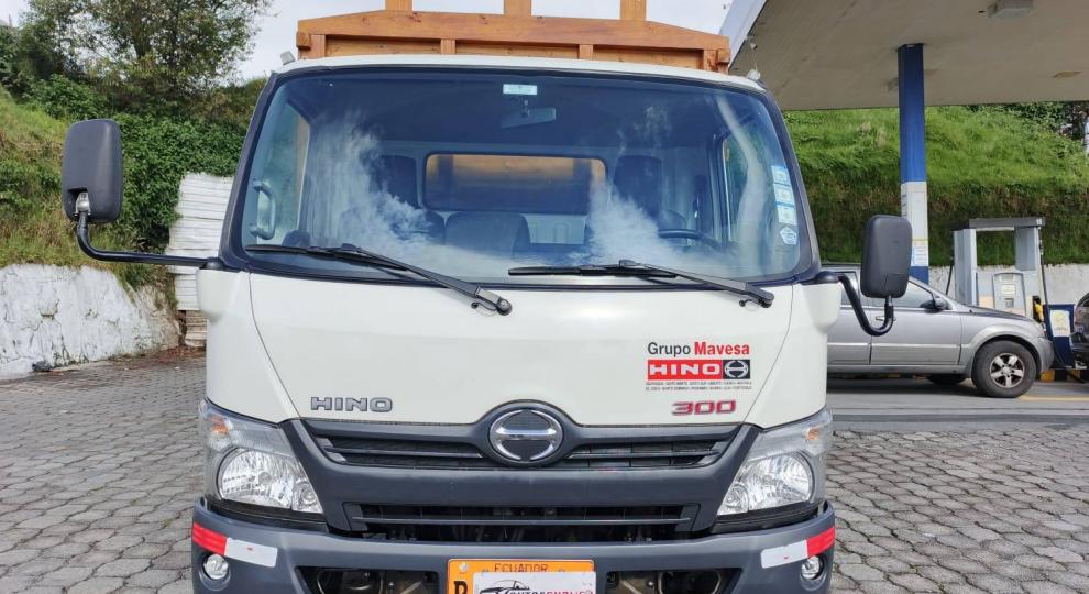 Hino 616 2020 Quito