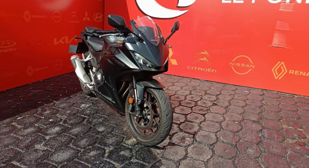 Honda CBR-500R 2024 Quito