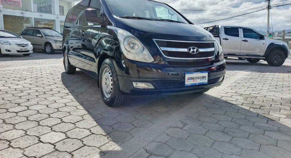 Hyundai H1 12 pasajeros 2015 Ambato