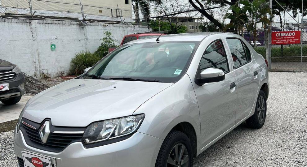 Renault LOGAN EXPRESSION 1.6 2019 Guayaquil