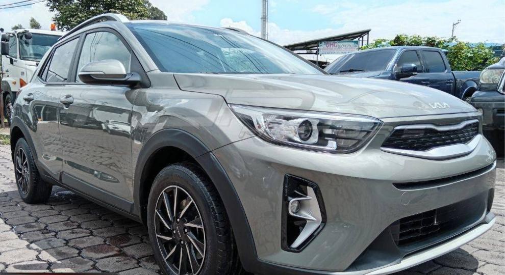 Kia Stonic LX 2023 Quito