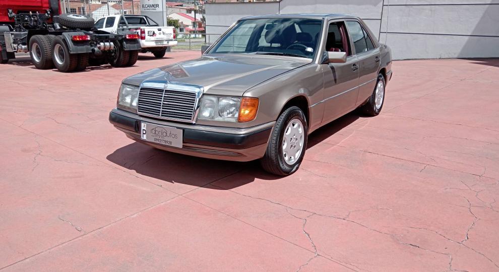 Mercedes Benz 260E 1990 Cuenca