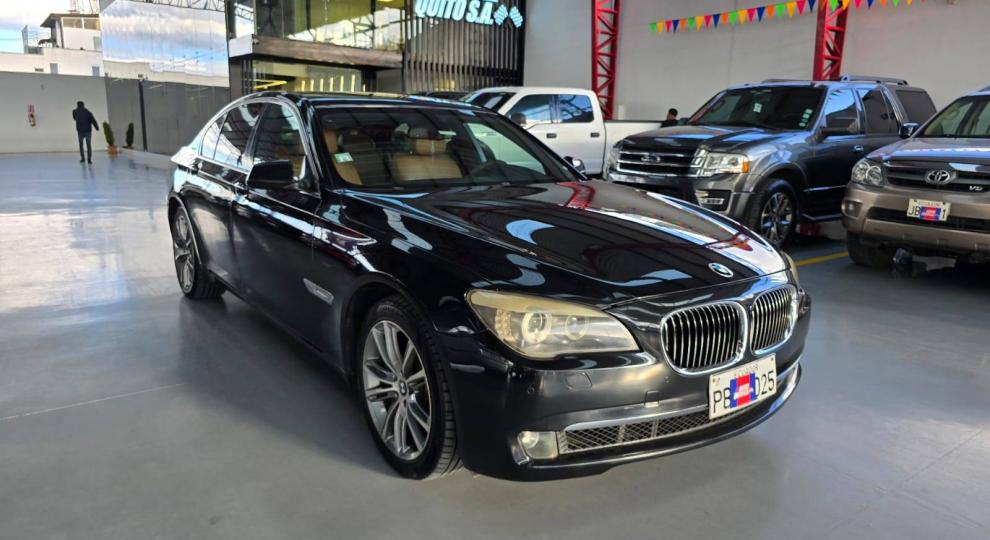 BMW Active Hybrid 7 2012 Quito